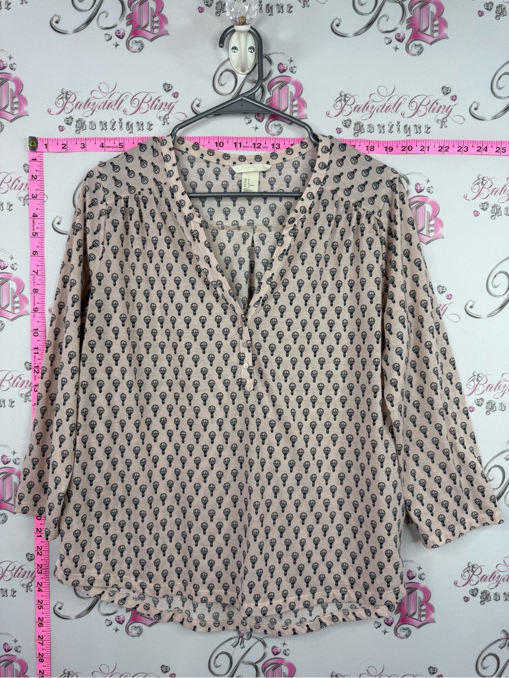 H&M shirt pink black balloon Light Pink Printed V-Neck Blouse - Women's Top